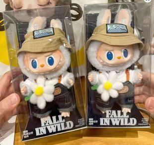 Іграшка фігурка-брелок Лабубу Fall In Wild колекційна Limited Edition 17см 7442